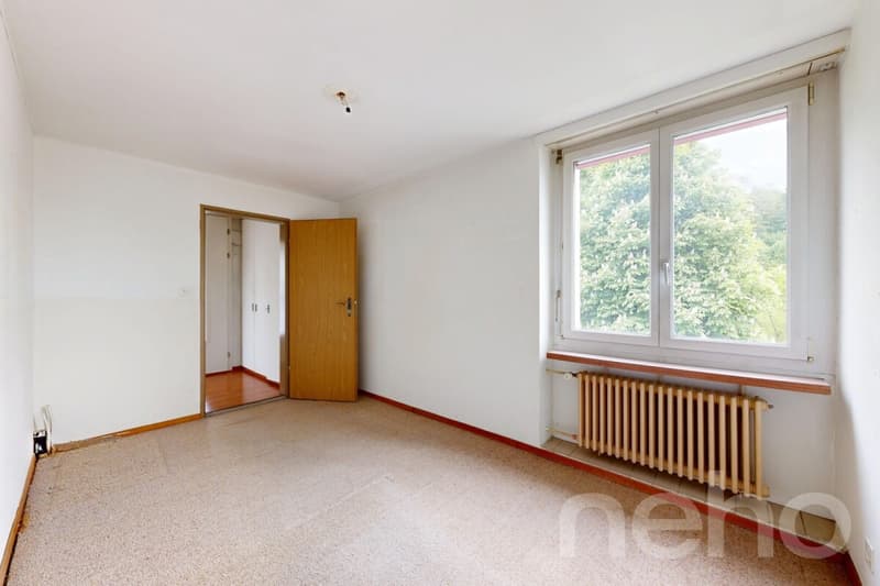 4.5 Zimmer Wohnung mit Südbalkon und viel Potenzial in Effretikon (5)