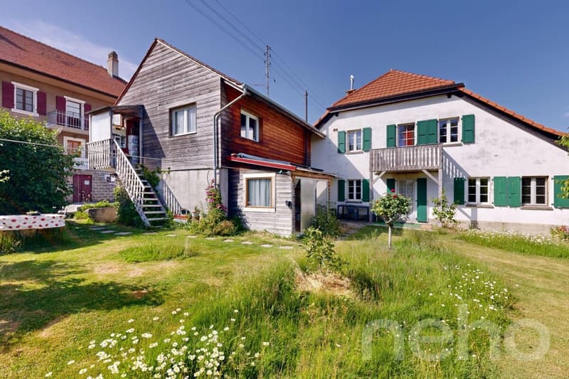 Maison de caractère avec 3 logements, jardin et vue ? fort potentiel (2)