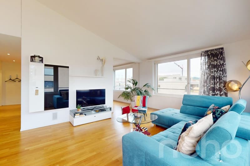 Licht, Weite und Ausblick ? stilvolle 3.5-Zimmer-Dachwohnung (1)