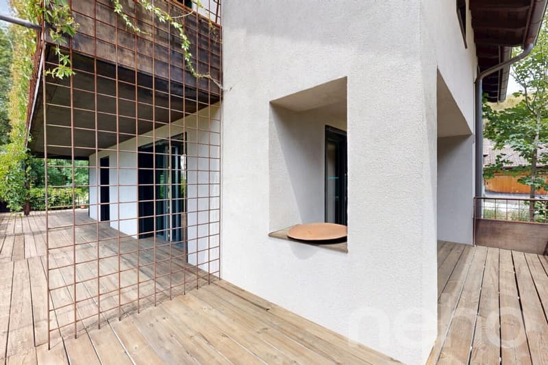 Modernes Wohnen im Grünen: 6.5 Zimmer Haus mit Schwimmteich (10)