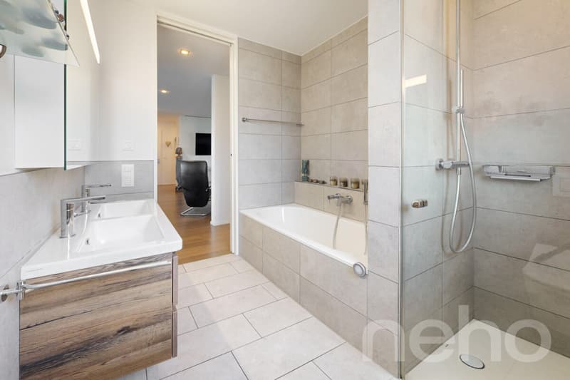 Moderne 4.5-Zimmer-WHG mit zwei grosszügigen Balkonen in Tägerwilen (10)