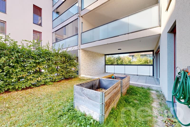 Moderne 4.5-Zimmer-Gartenwohnung mit grosszügiger Terrasse (11)