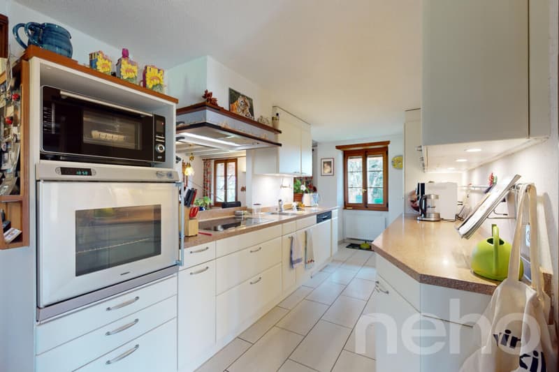 DUPLEX DE CHARME AVEC GRAND POTENTIEL D?AMÉNAGEMENT À SOTTENS (12)