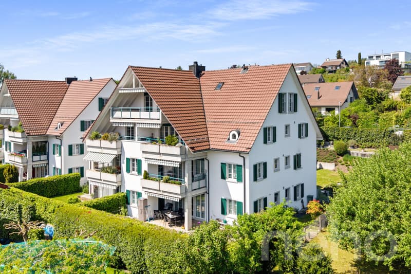 Helle 5.5-Zimmer-Dach-Maisonette-Wohnung mit Ausblick (1)
