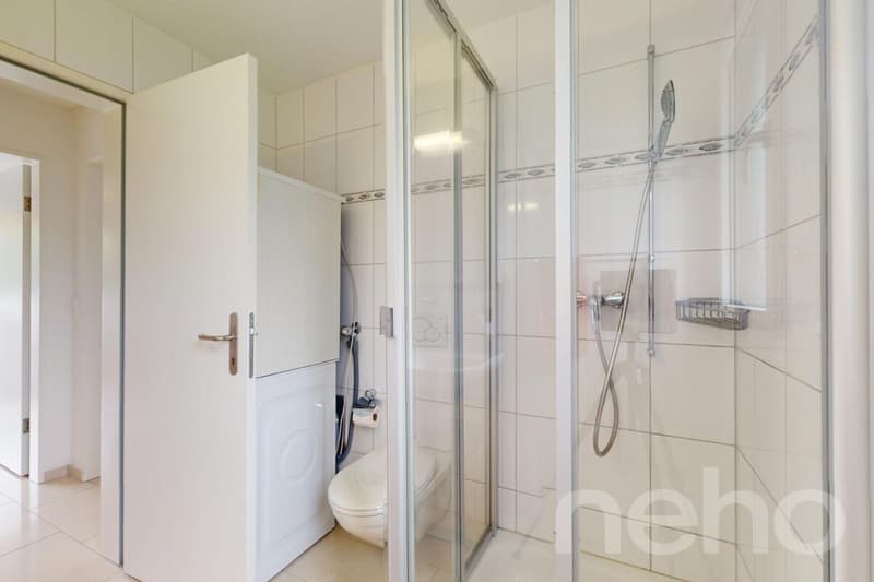 Ihr neues Zuhause mit grossem Balkon und Weitsicht (8)