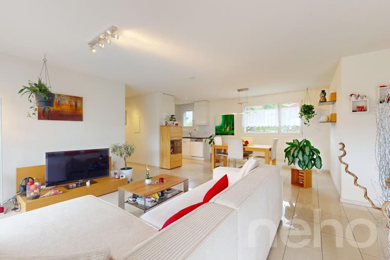 Ihr neues Zuhause mit grossem Balkon und Weitsicht (4)