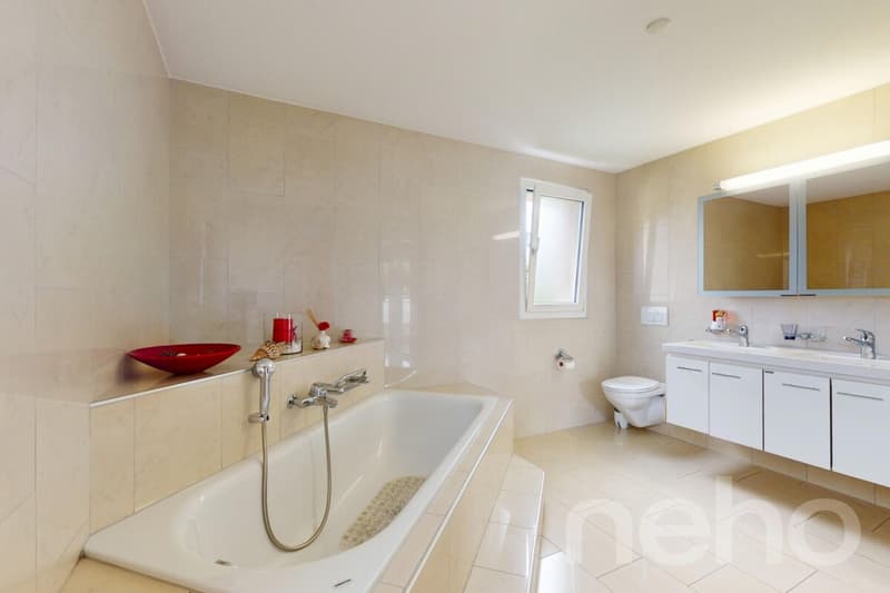 Ihr neues Zuhause mit grossem Balkon und Weitsicht (7)