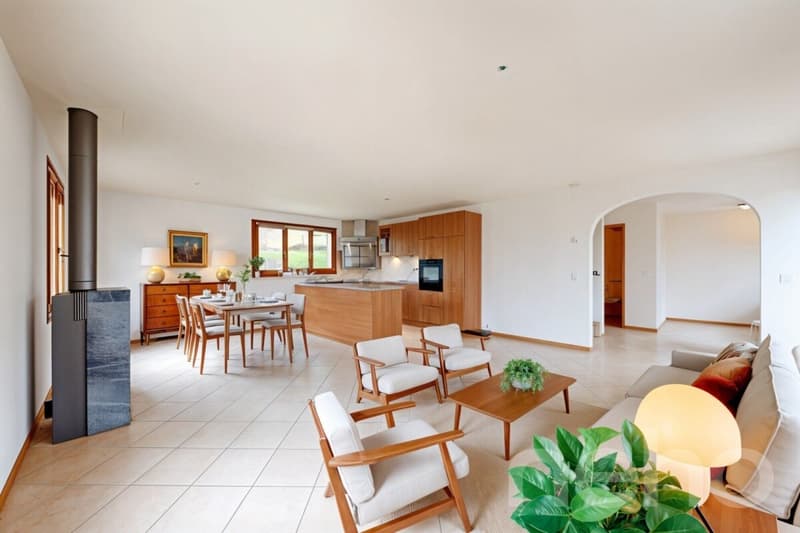 Magnifique villa individuelle avec faibles charges et cadre idyllique (5)
