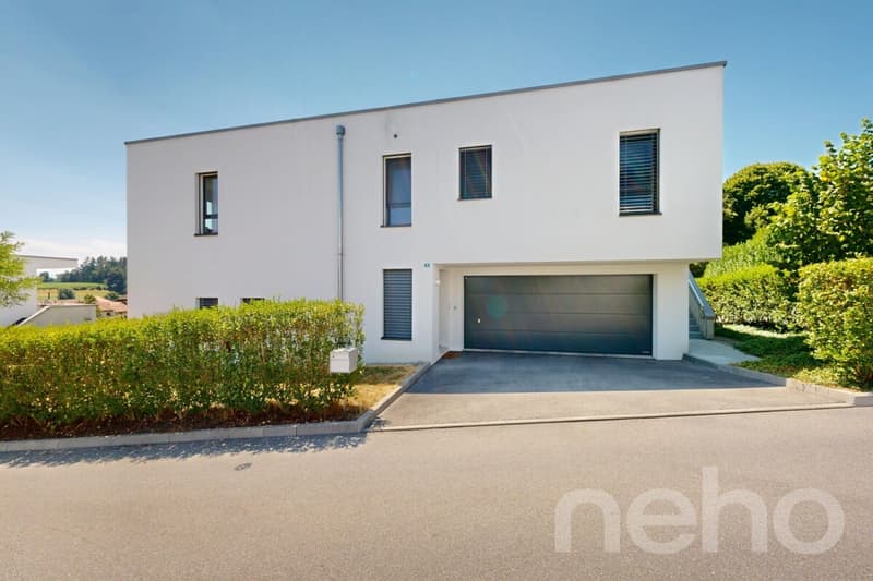 Superbe maison individuelle de 6.5 pièces à Corminboeuf (12)