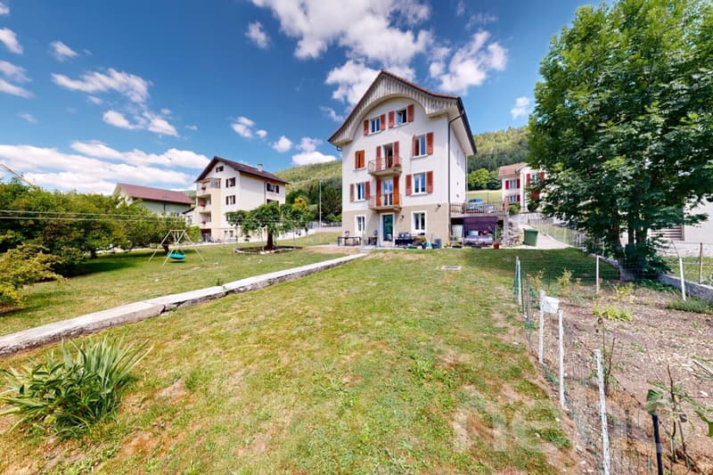 Maison avec 2 appartements, grand jardin & fort potentiel (2)