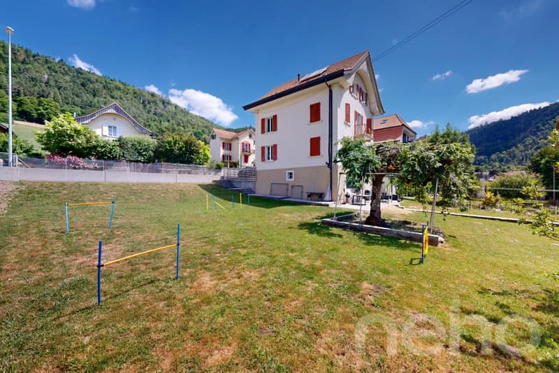 Maison avec 2 appartements, grand jardin & fort potentiel (1)