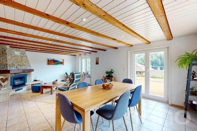 Maison rénovée avec jardin, étang et vue dégagée à 5 min d?Avenches (8)