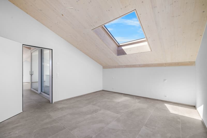 Hochwertige 5.5-Zimmer-Dachwohnung mit Bergsicht in Bonaduz (11)