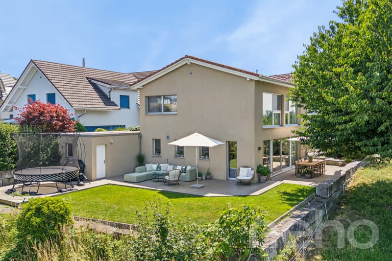 Viel Platz für die Familie. 5 Zimmer Haus in ruhiger Sackgasse (2)