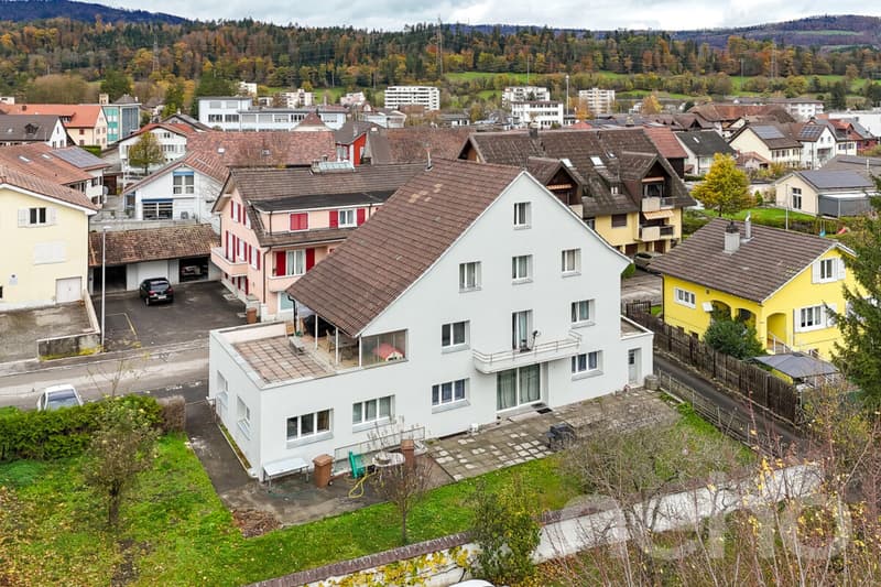 Immeuble avec excellent Rendement Entièrement Rénové  ! (2)