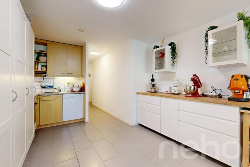 Charmant appartement de 2.5 pièces avec balcon et 2 salles d'eau (7)
