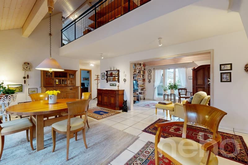 Exklusive Attika-Maisonette mit grosser Terrasse (2)