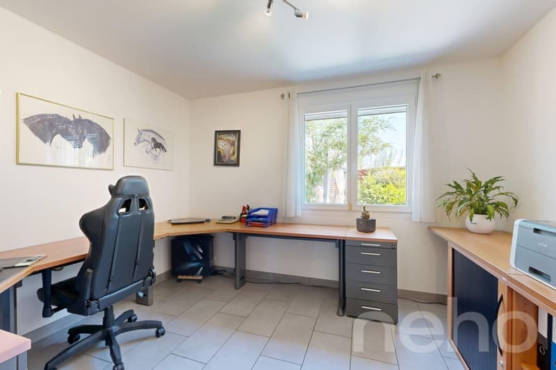 Superbe maison individuelle de 5.5p avec piscine chauffée (9)