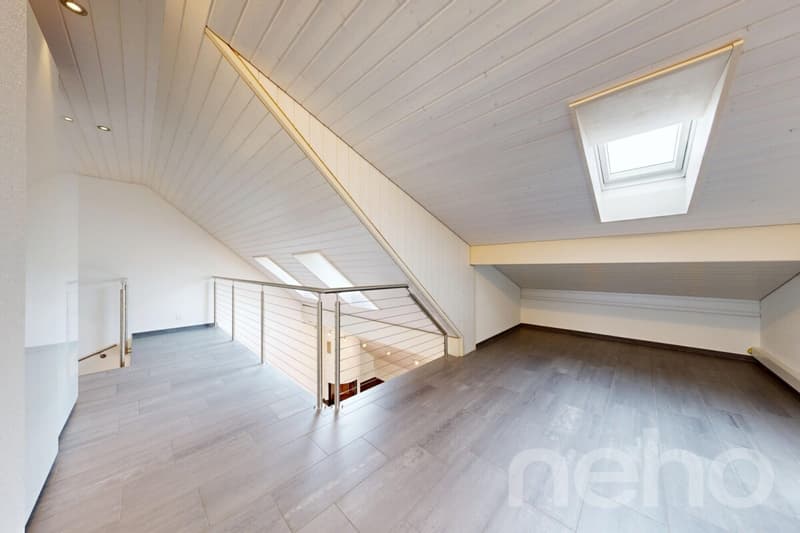 Wohnen auf zwei Ebenen - Stilvolle 4.5 Zimmer-Maisonettewohnung (11)