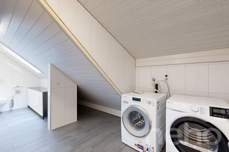 Wohnen auf zwei Ebenen - Stilvolle 4.5 Zimmer-Maisonettewohnung (10)