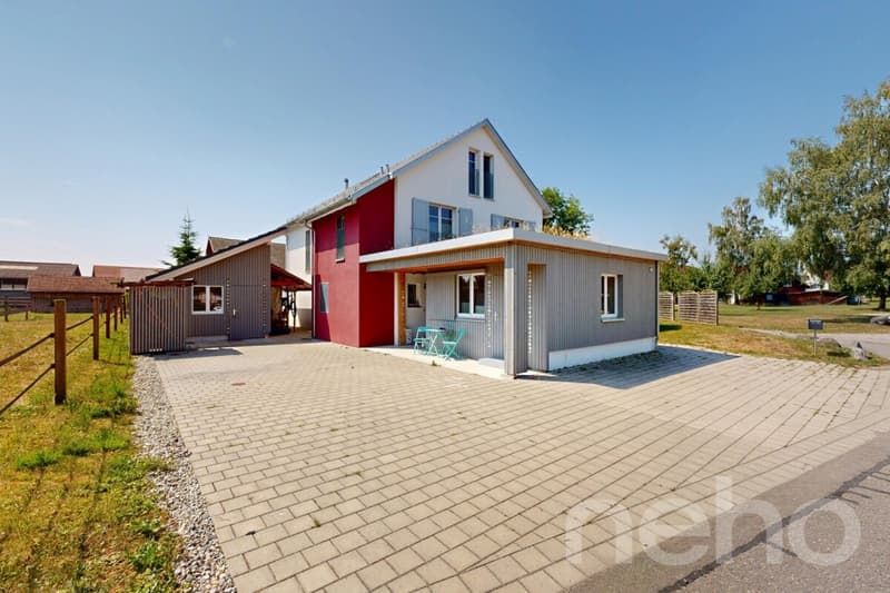 Top gepflegtes 7-Zimmer-EFH mit separatem Studio und grossem Umschwung (2)