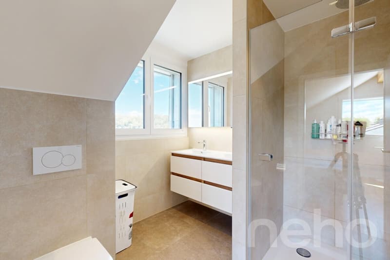 Duplex 4,5p avec jardin privatif, terrasses et vue lac (7)