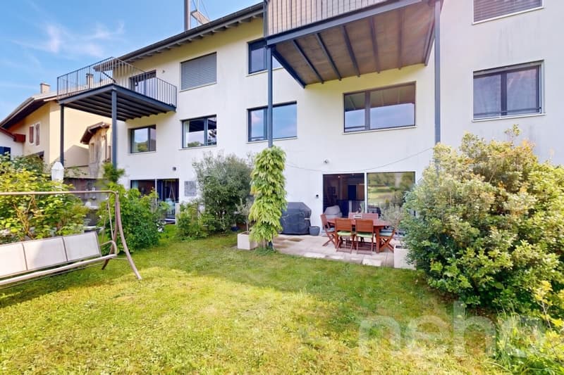 Magnifique duplex avec terrasse et jardin privatif (2)