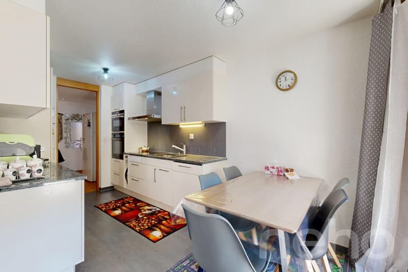 Appartement 4.5 pces lumineux et idéalement situé pour les familles (5)