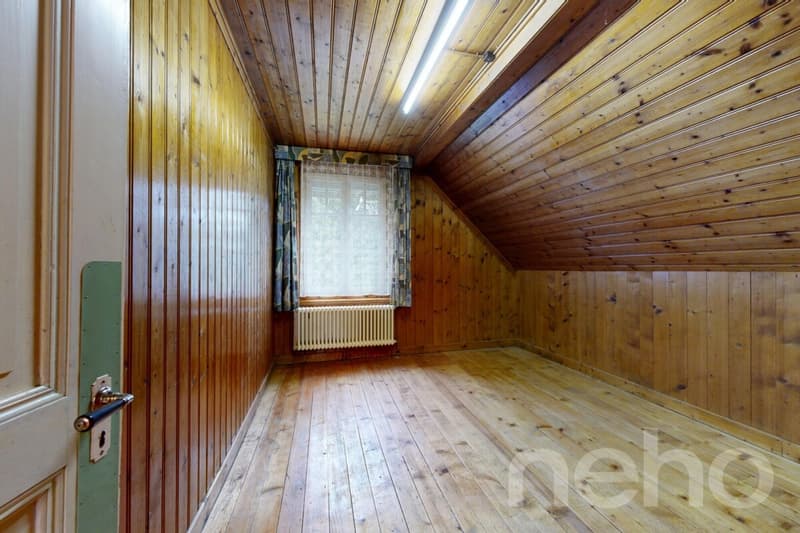 Maison à réinventer sur une parcelle de plus de 2'700 m² (8)