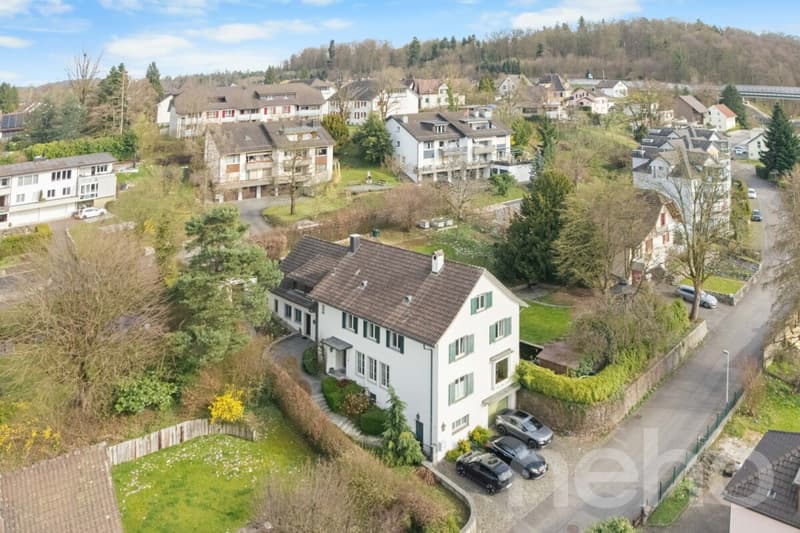 Exklusive 8 Zimmer-Villa mit zusätzlichem Einfamilienhaus auf 1624m² (12)