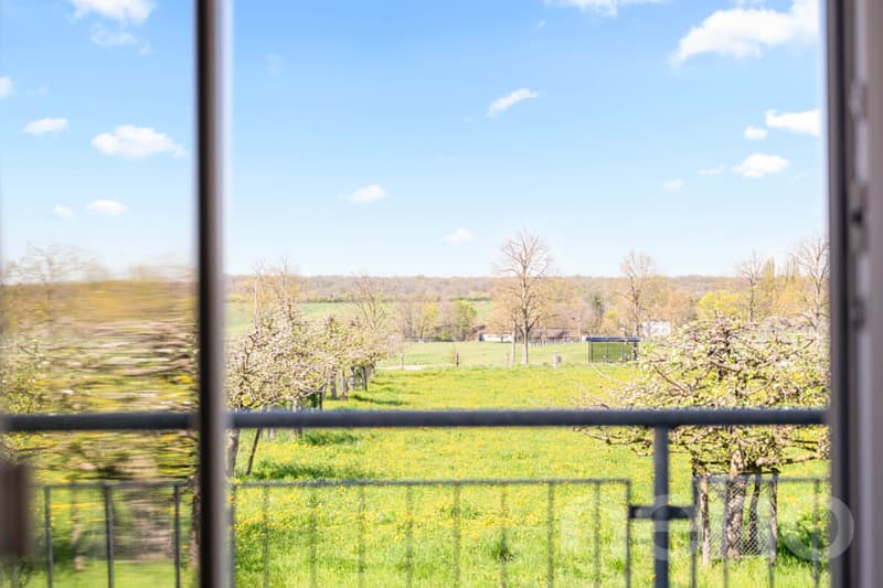 Charmantes Reiheneckhaus mit Garten in ruhiger Lage von Oberwil (11)