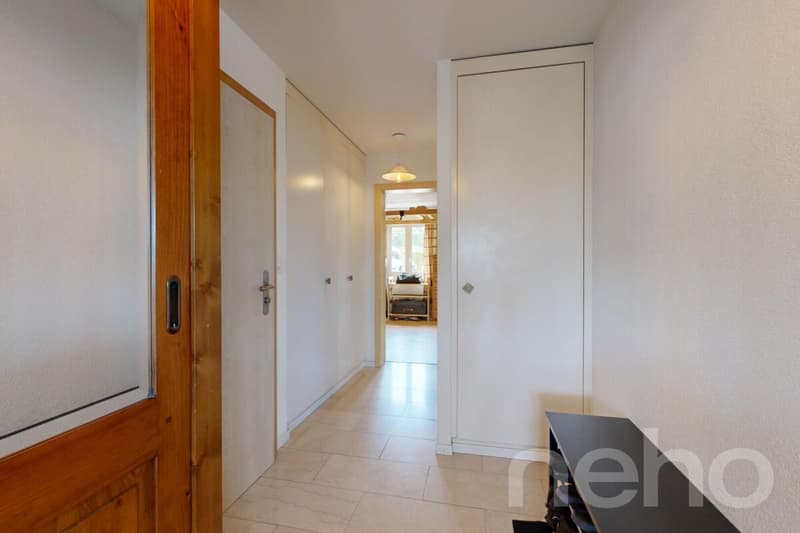 Appartement 5.5 pces lumineux avec vue lac et calme à Neuchâtel (2)