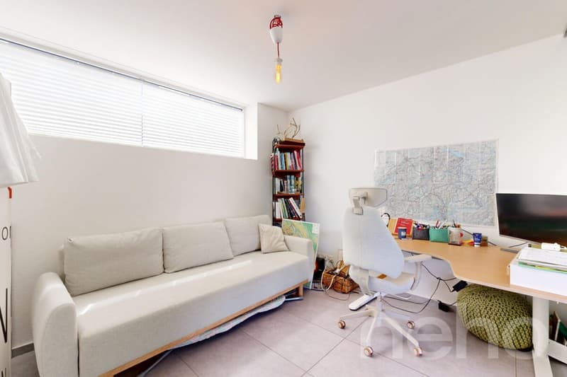 Moderne 5.5-Z-Wohnung mit Wintergarten an bester Lage in Pfäffikon SZ (10)
