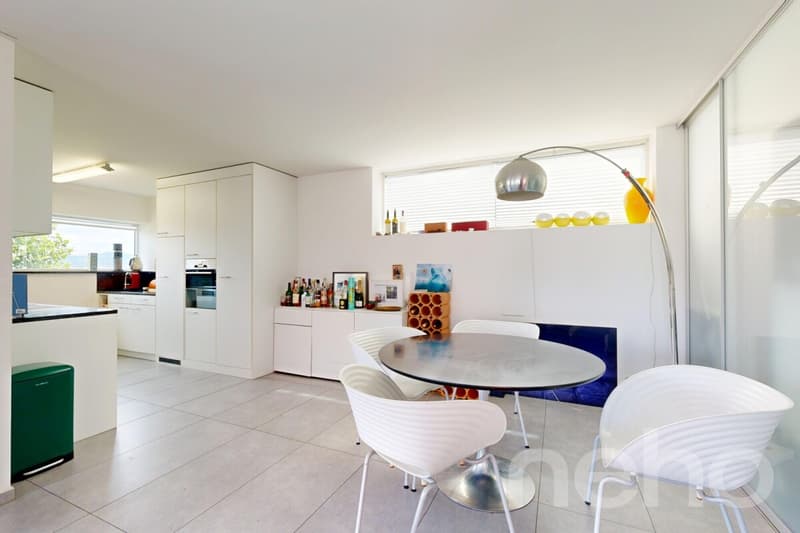 Moderne 5.5-Z-Wohnung mit Wintergarten an bester Lage in Pfäffikon SZ (7)