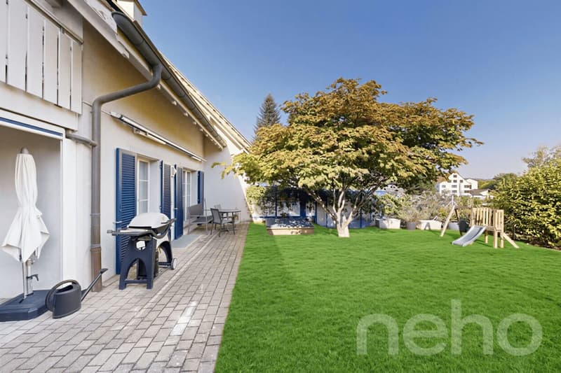Doppeleinfamilienhaus mit Garten in Sackgasse (3)