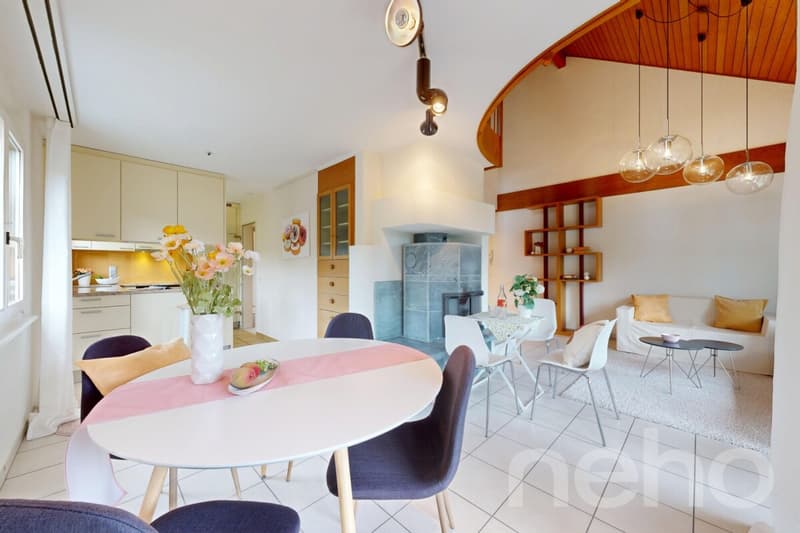 Lichtdurchflutete 5.5-Zimmer-Dachmaisonette mit Galerie und Balkon (1)