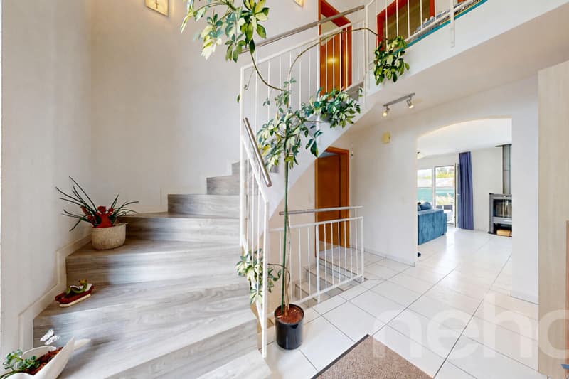 Grosszügiges Zuhause mit Garten, Garage und viel Raum (12)