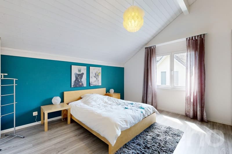 Grosszügiges Zuhause mit Garten, Garage und viel Raum (7)