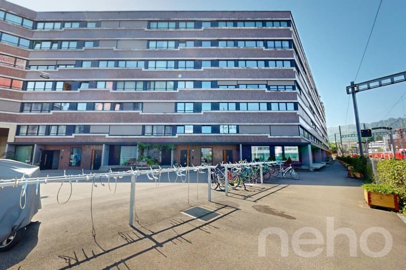 3 Minuten zum HB. Grosszügige Maisonette mit 2 Balkonen (1)