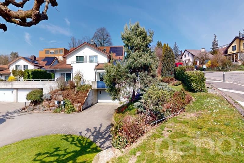Stilvolles Doppeleinfamilienhaus an familienfreundlicher Lage (11)