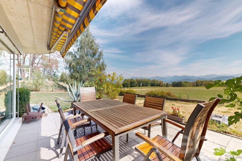 Maison mitoyenne avec vue sur les montagnes à Savigny (10)
