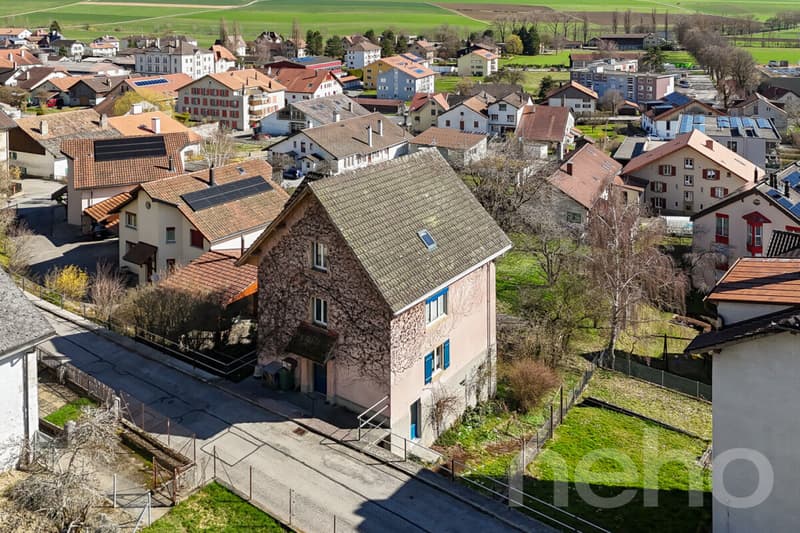 Grande demeure familiale de 2 appartements: 6,5 pièces + 3 pièces (2)