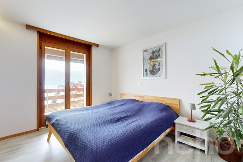 Duplex de charme avec vue imprenable sur le lac et les Alpes (12)
