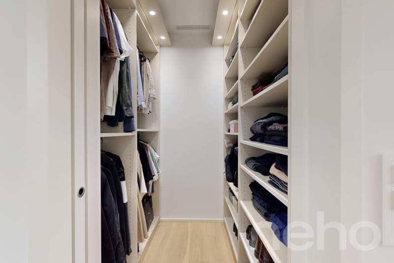 Hochwertige 3.5-Zimmer-Wohnung an begehrter Lage (9)