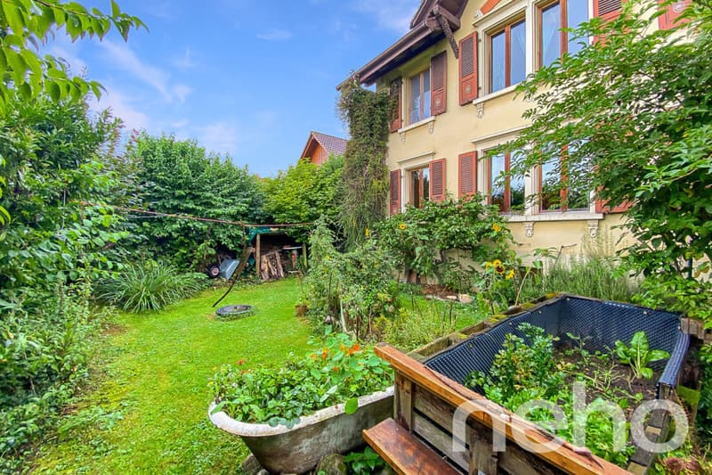Grosszügiges 10-Zimmer EFH in Safern mit Garten! (1)