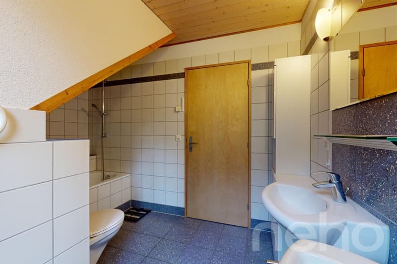 Familienfreundliches Reiheneckhaus mit Garten und freier Aussicht (12)