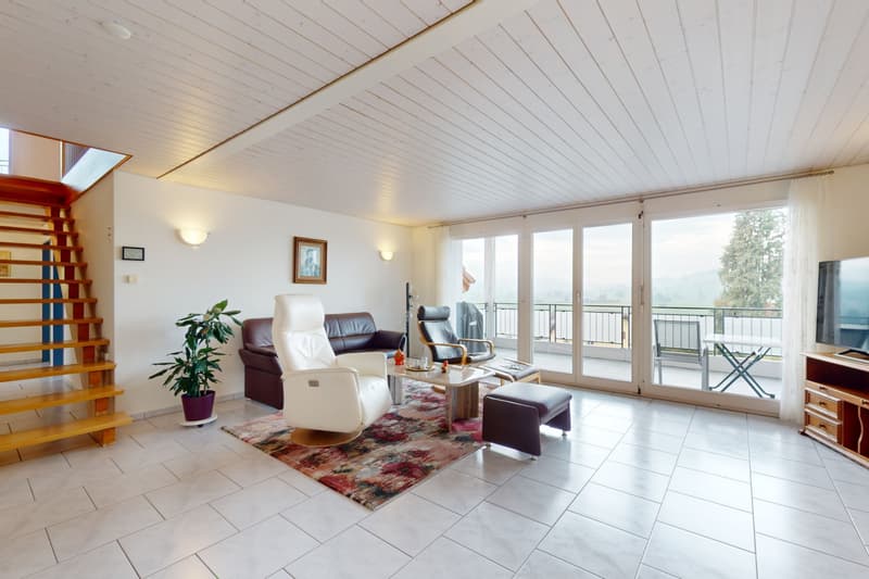 Dachwohnung mit fantastischer Bergsicht (2)
