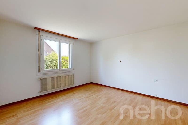 Zweifamilienhaus im Herzen von Studen (5)