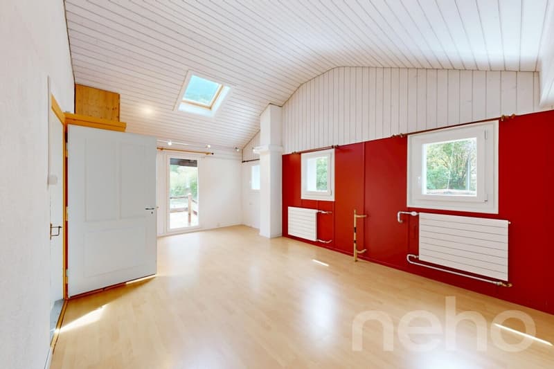 Maison rénovée avec grand jardin et vue sur les montagnes à Saxon (7)