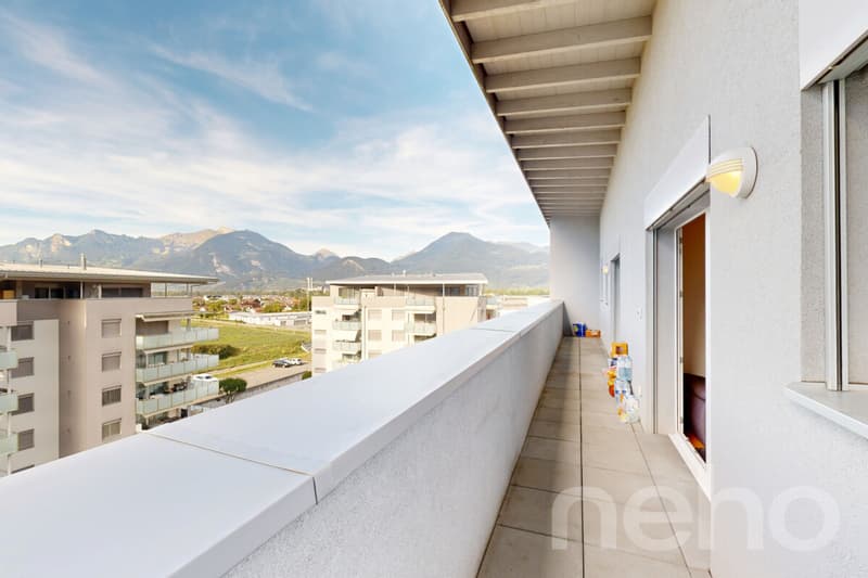 Grand Attique avec terrasse de 60m² et vue sur les montagnes. (8)